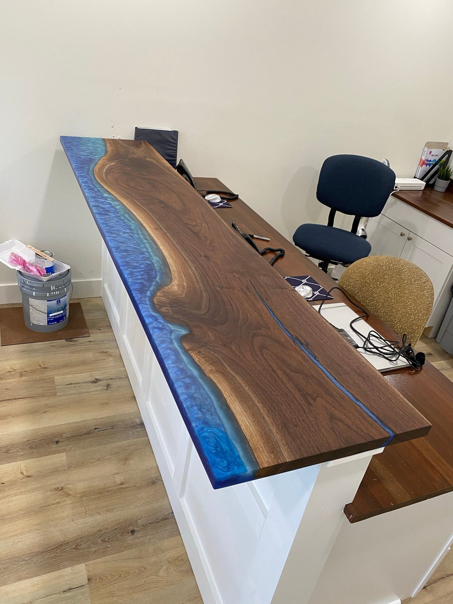 Custom Projects, Desks, Doors, Coffee Tables, Bar Tops, Islands, Entertainment centers, etc