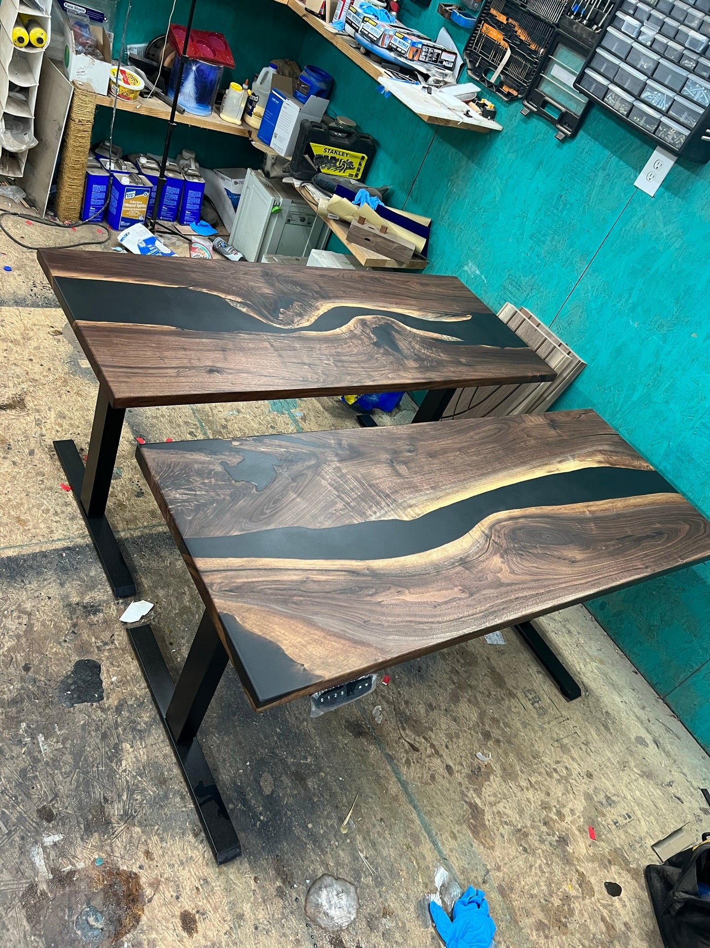 Custom Projects, Desks, Doors, Coffee Tables, Bar Tops, Islands, Entertainment centers, etc