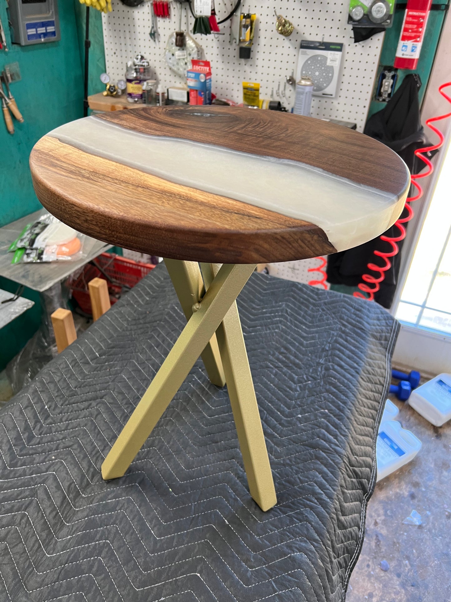 Custom Projects, Desks, Doors, Coffee Tables, Bar Tops, Islands, Entertainment centers, etc