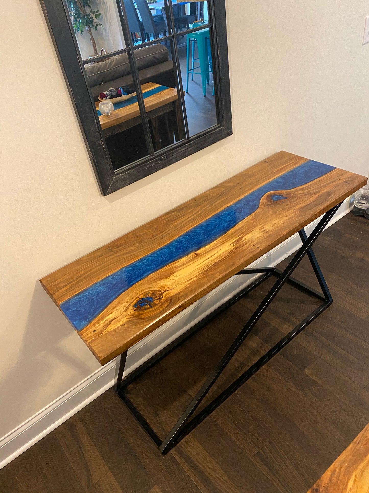 Custom Projects, Desks, Doors, Coffee Tables, Bar Tops, Islands, Entertainment centers, etc