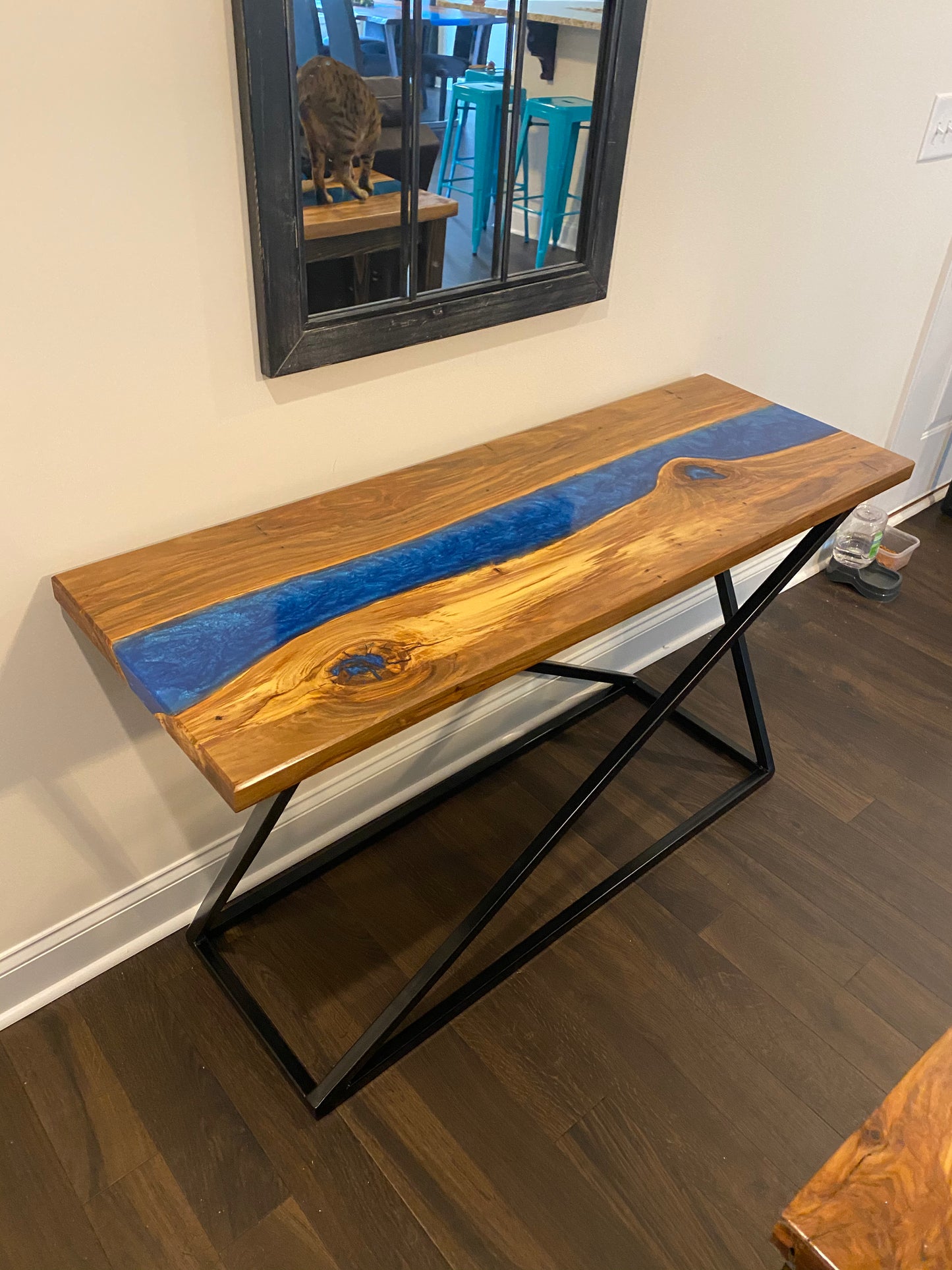 Custom Projects, Desks, Doors, Coffee Tables, Bar Tops, Islands, Entertainment centers, etc