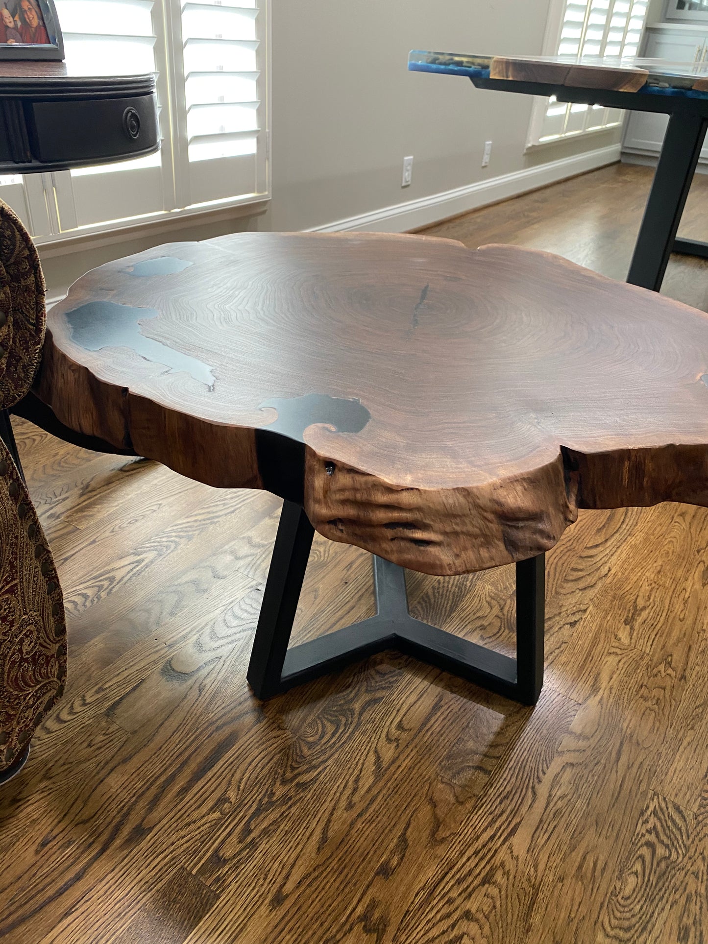 Custom Projects, Desks, Doors, Coffee Tables, Bar Tops, Islands, Entertainment centers, etc