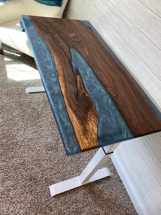 Custom Projects, Desks, Doors, Coffee Tables, Bar Tops, Islands, Entertainment centers, etc